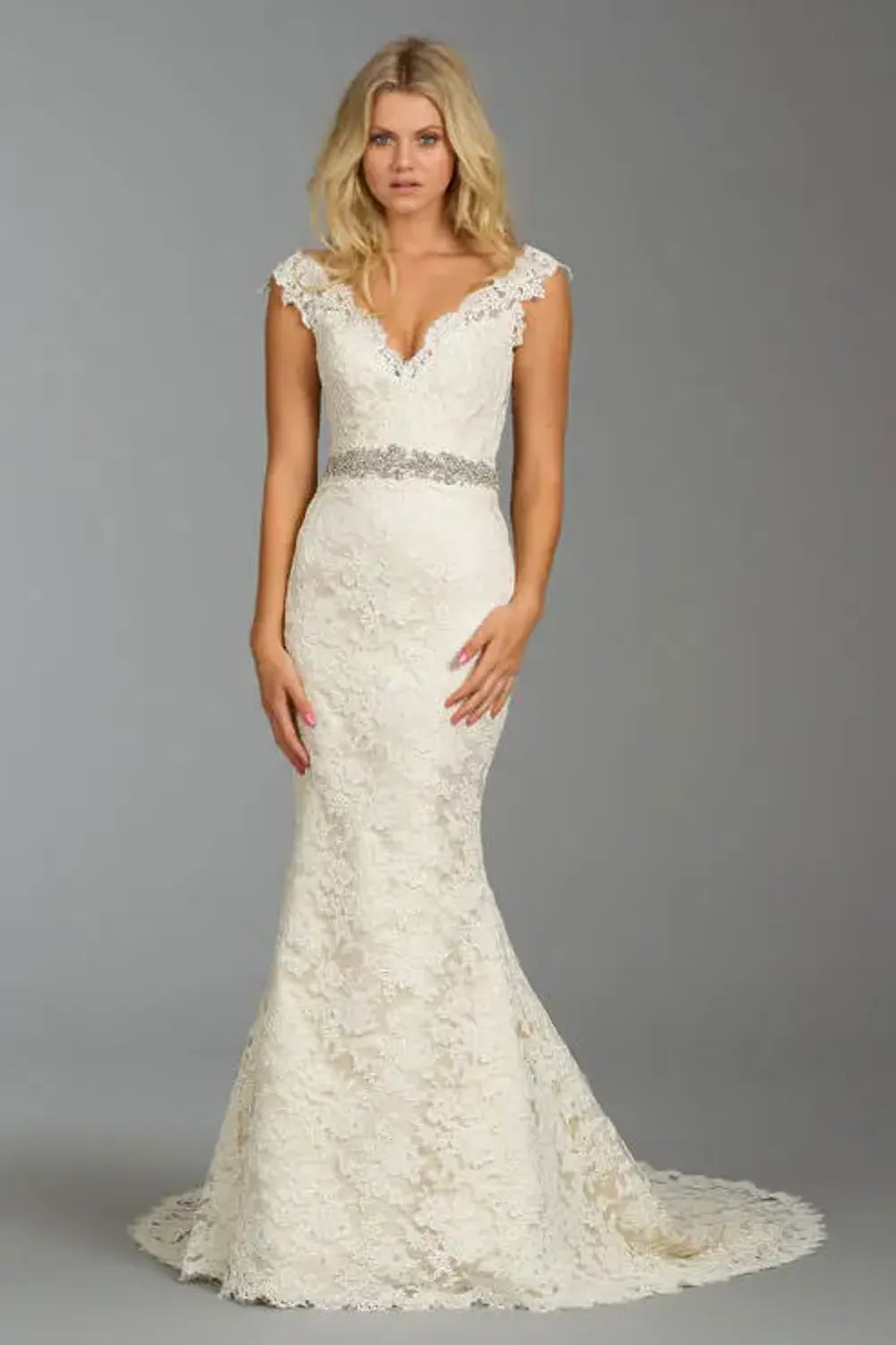 Alvina Valenta 9412 with Veil 8