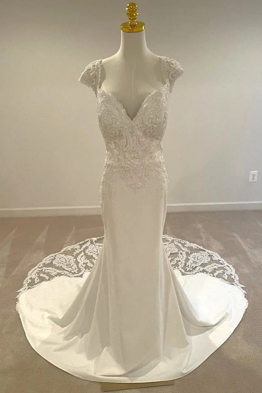 Never Worn Sottero & Midgley Fit and Flare Wedding Dress