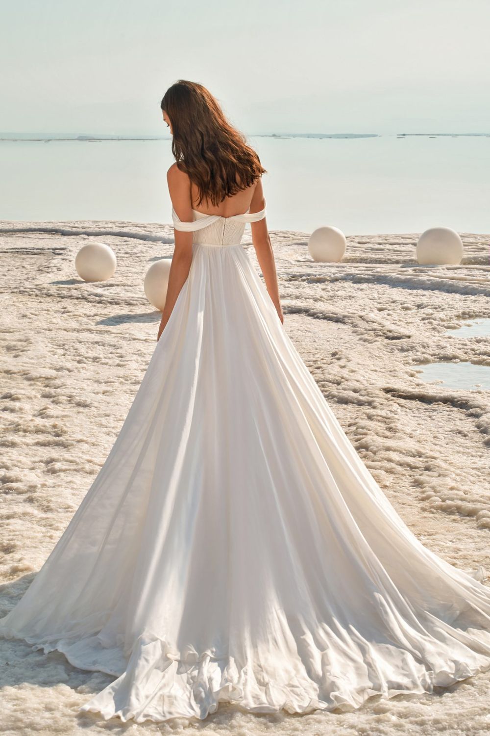 Lee Petra Grebenau Sophie with Sleeves 4