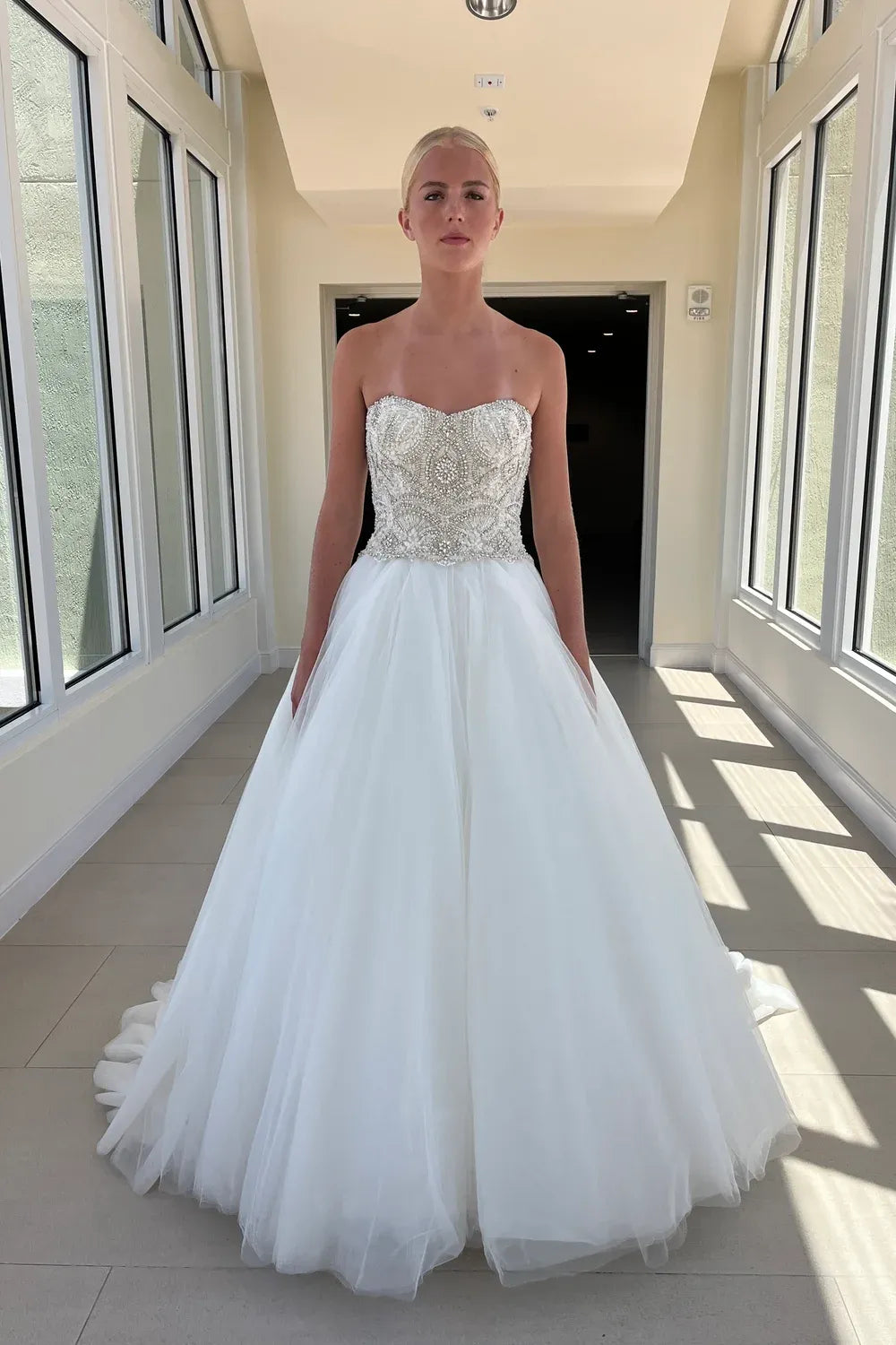 Never Worn Azazie 113016 Wedding Dress