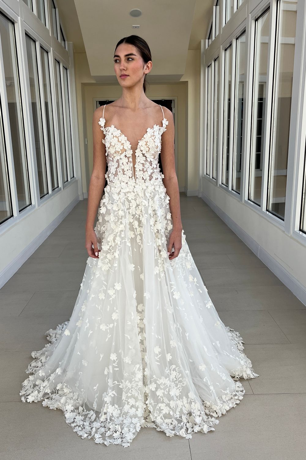 Never Worn Pnina Tornai 2115 Wedding Dress