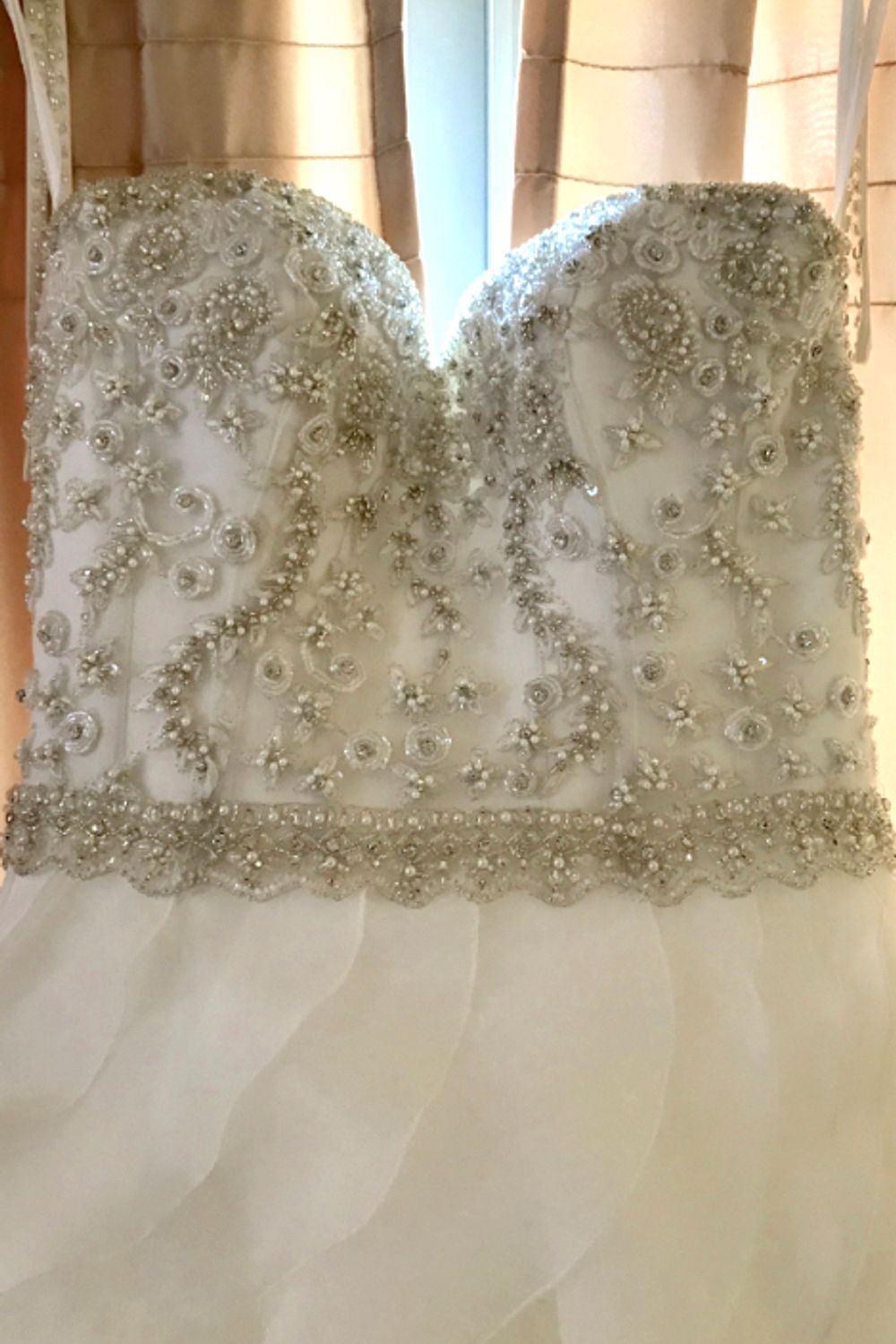 Allure Bridals 8911 0