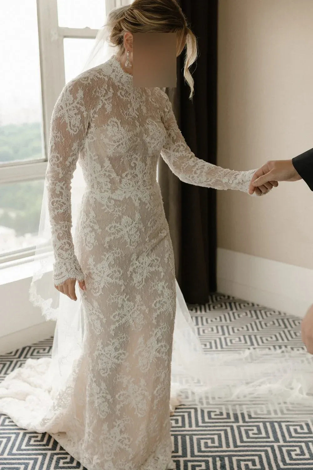 Dana Harel Moe 6