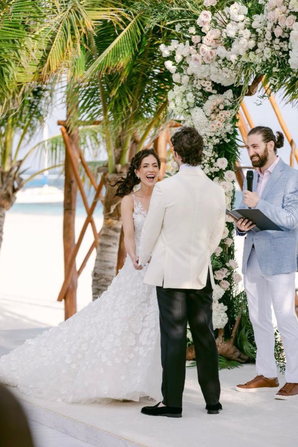 Mira Zwillinger Suri 4