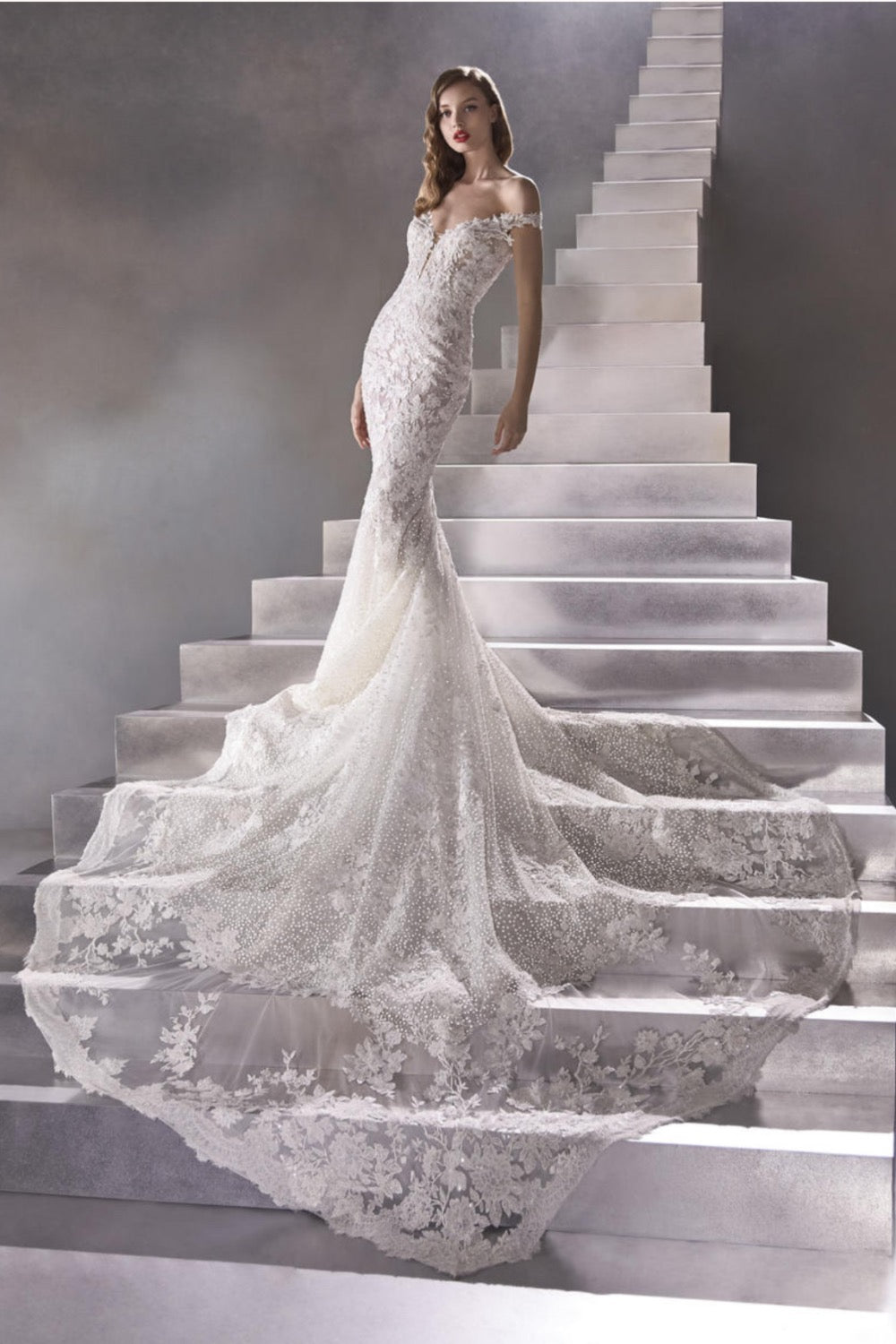 Pronovias xxl hotsell