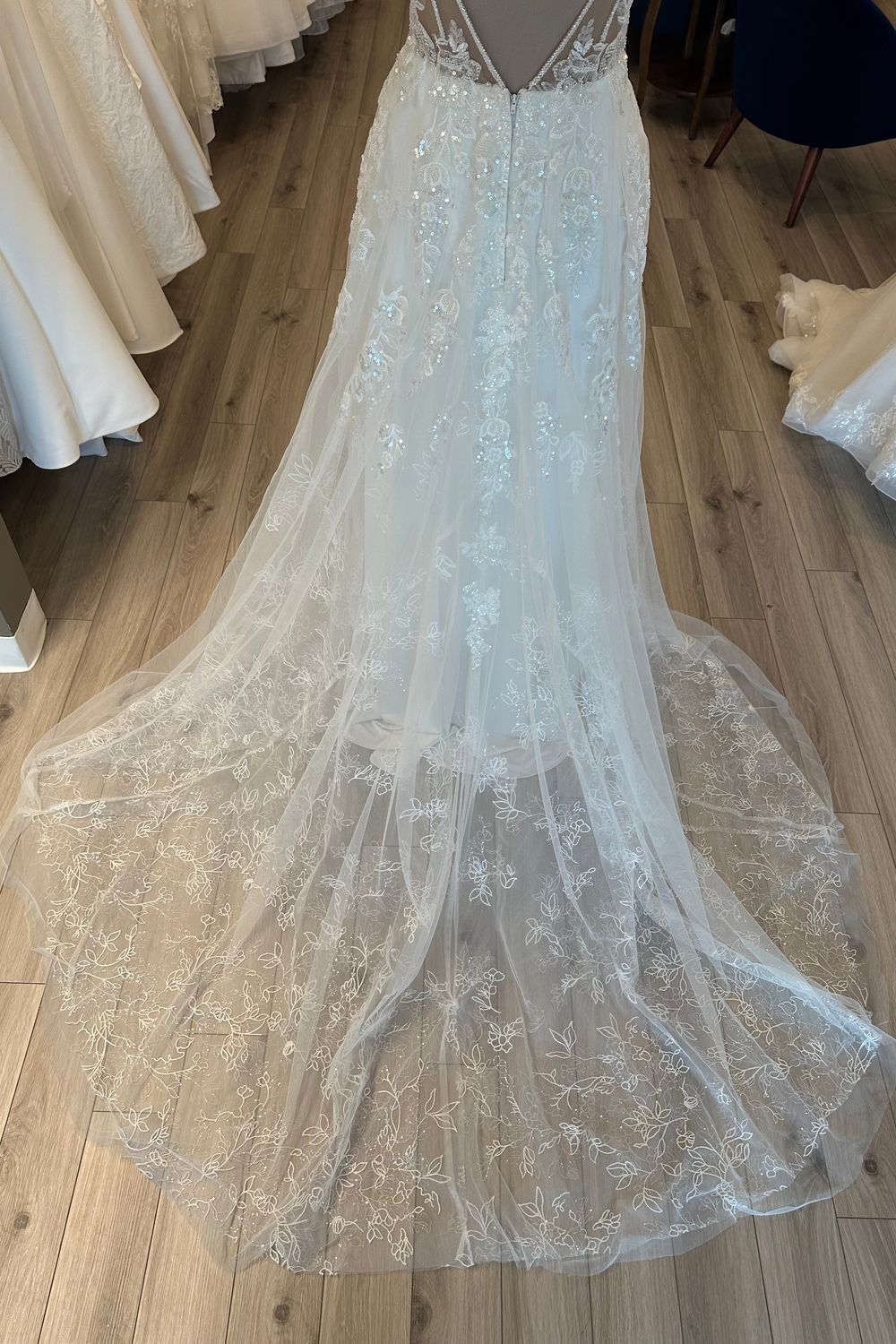 Essense of Australia D3415 7