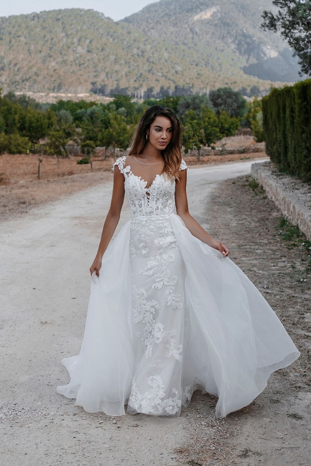 Allure Bridals E201 1
