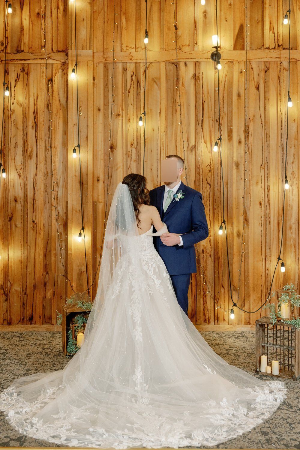 Allure Bridals 9803 with Veil 0
