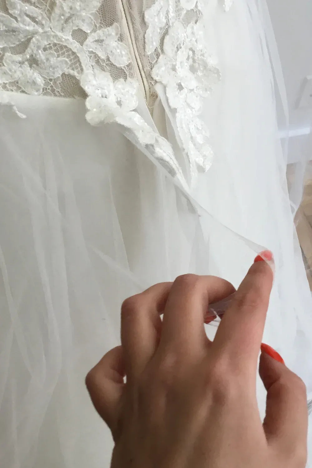 P BY PNINA TORNAI 2118 6