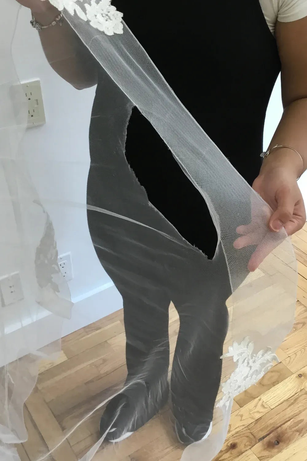 P BY PNINA TORNAI 2118 7