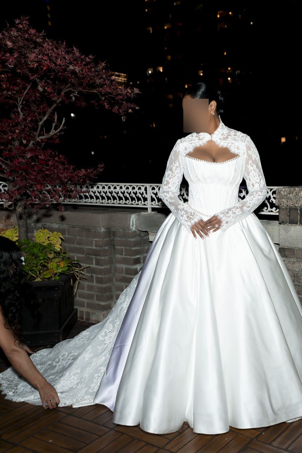 Love by Pnina Tornai 5057 with Veil, Bolero and Bow 1