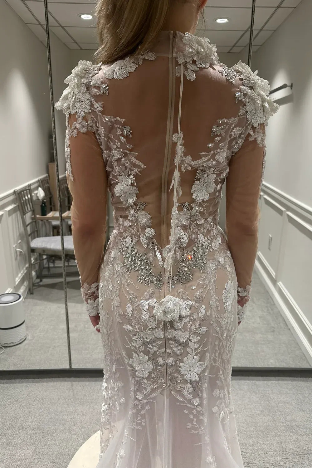 Pnina Tornai 4963T with Veil 9