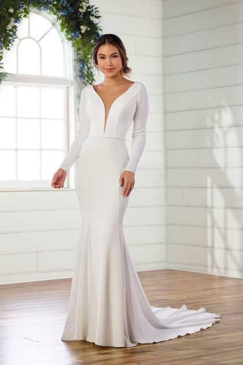 essense of australia mermaid dress Never Worn Essense of Australia D2972