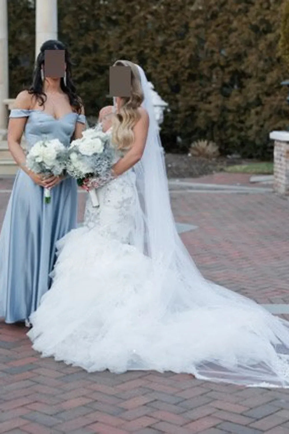 Pnina Tornai 4458 with Veil 4