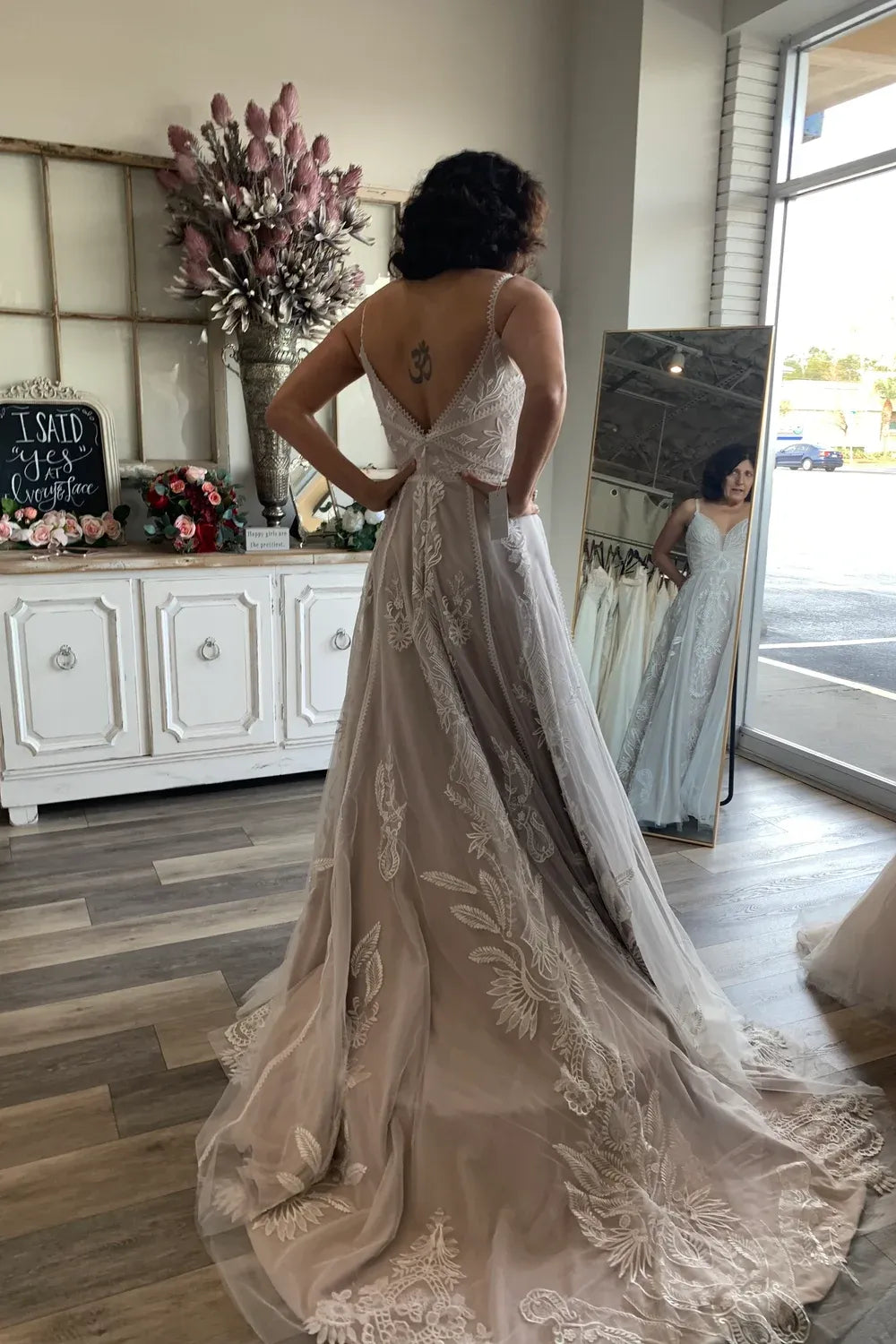 Evie Young Bridal quest 0