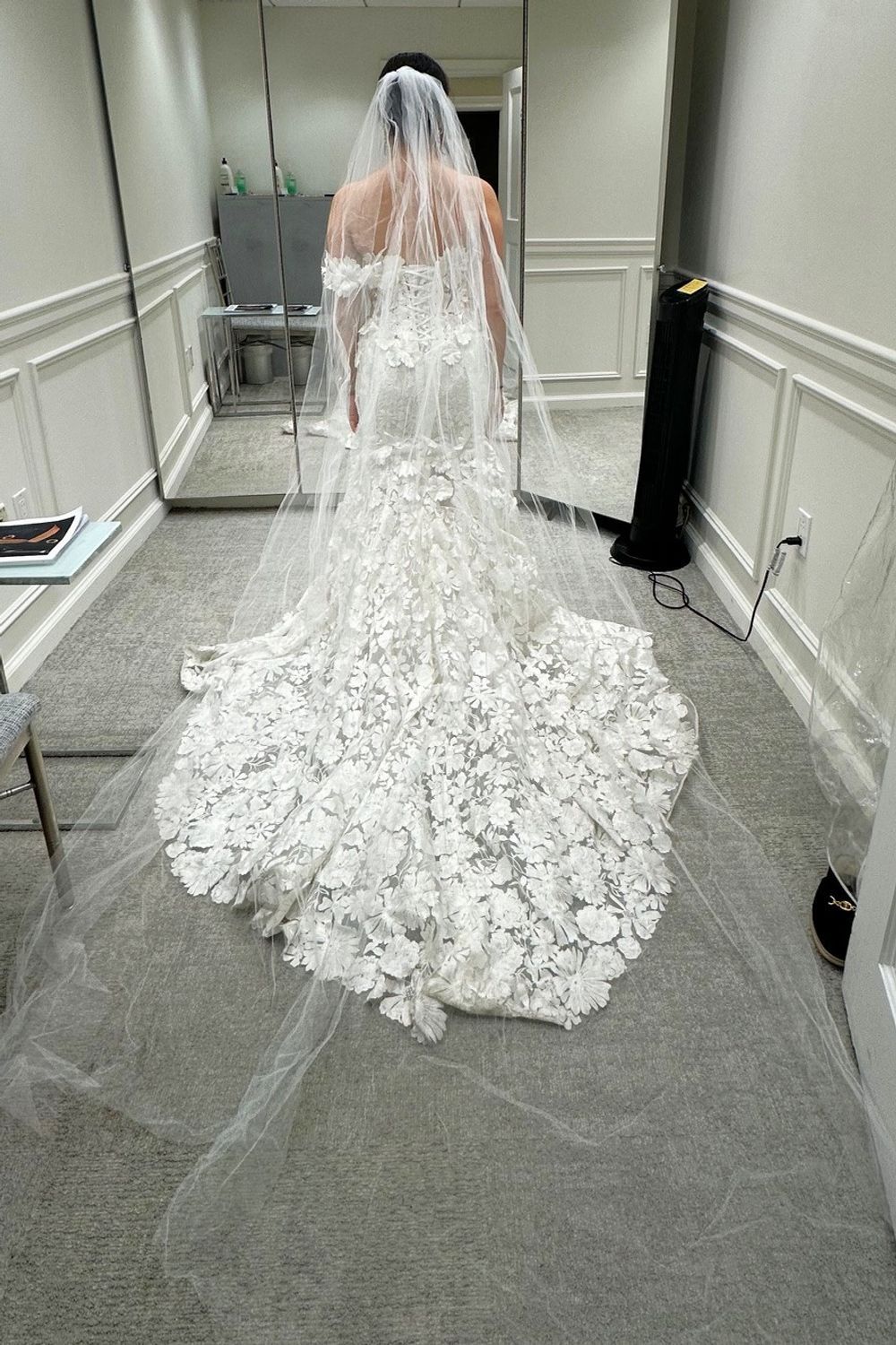 Pnina Tornai 4967 with Veil 11