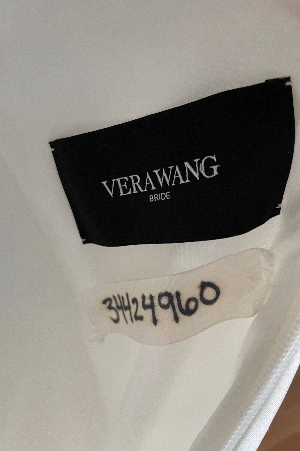 Vera Wang- EMILIE 435-3