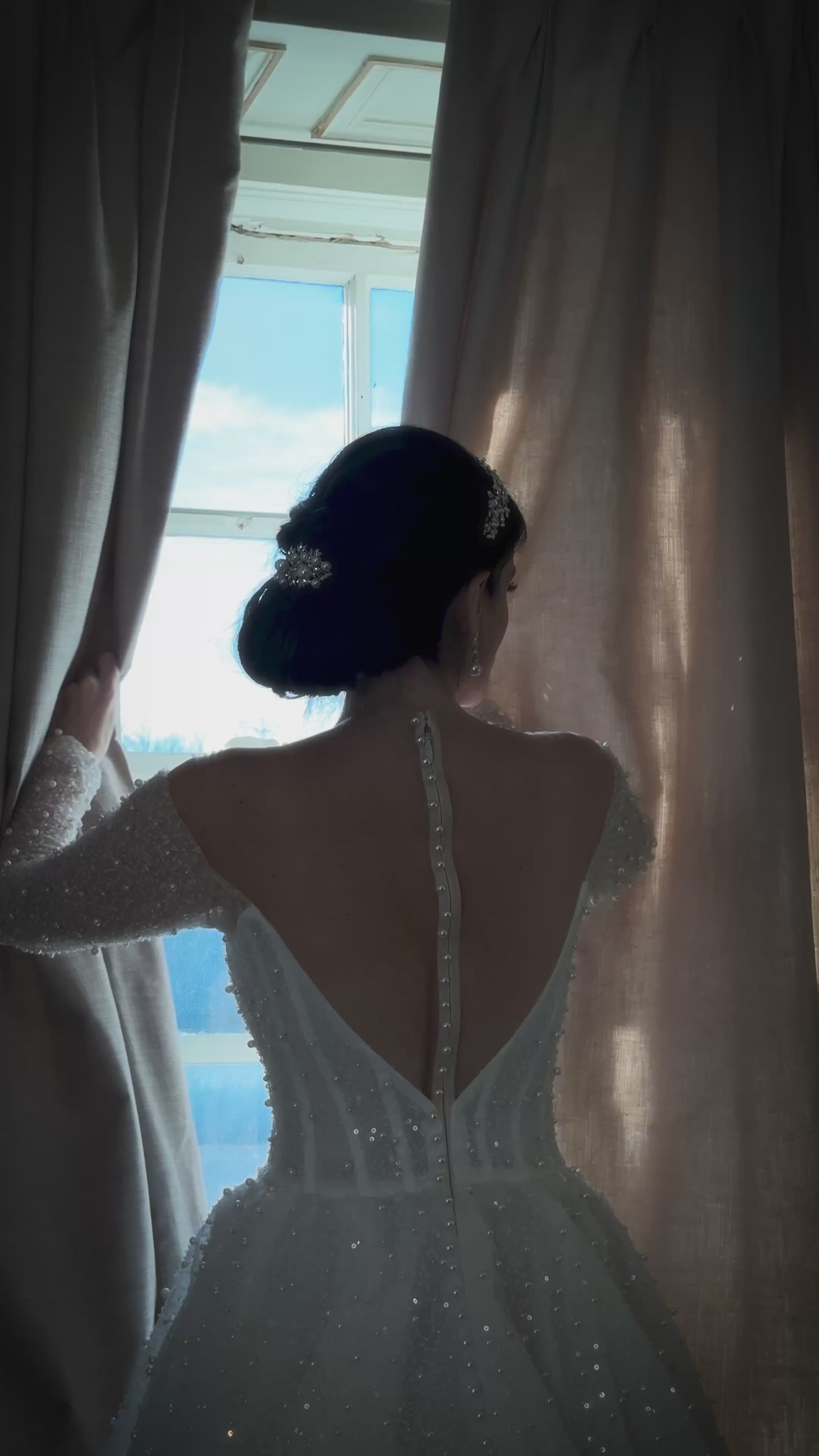 Semi-Custom Emma/Teagan Style with Veil