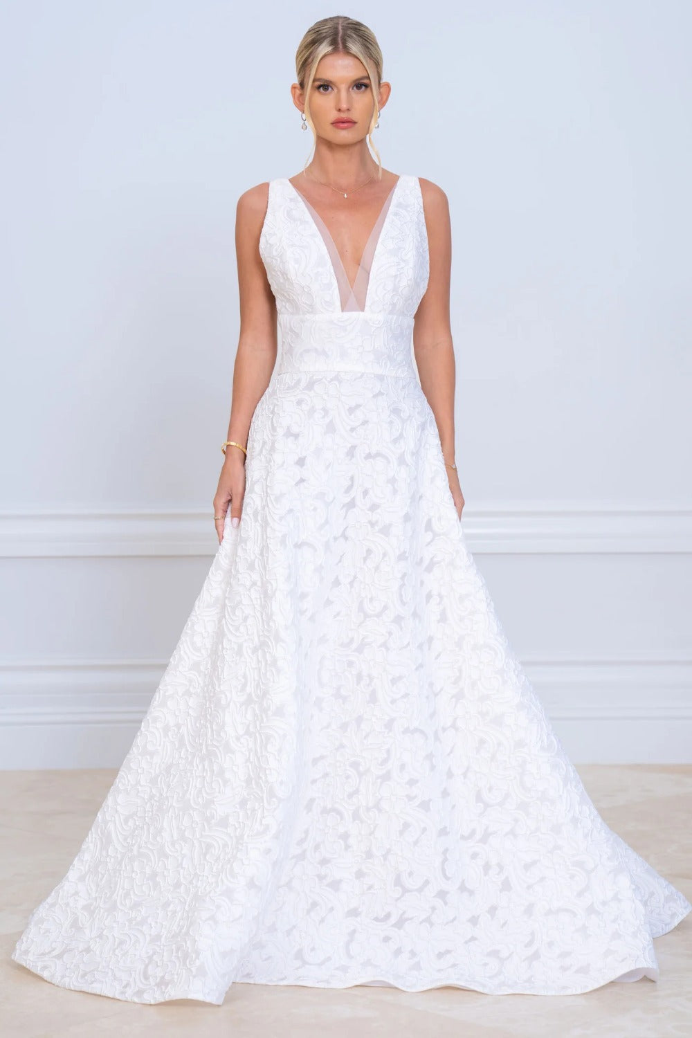 The Artistry of Italian Romance: Peter Langner's Couture Vision