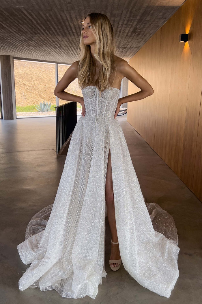 Guide to Buying Used Designer Wedding Dresses: Benefits and Tips