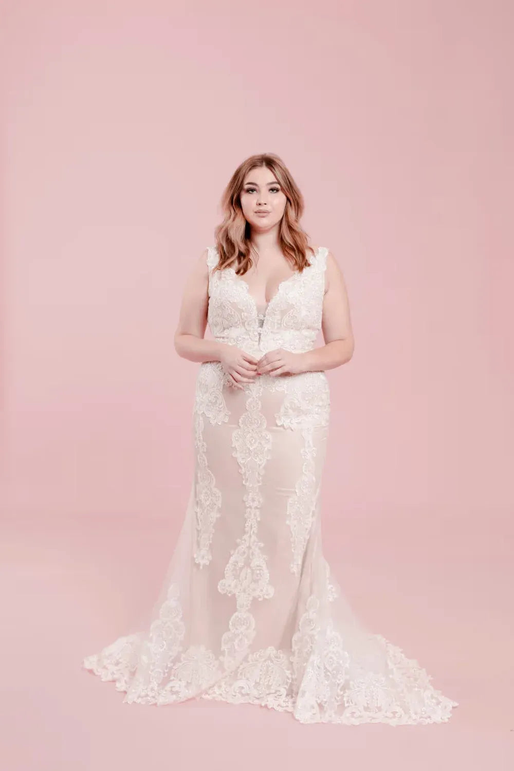 The Romantic Allure of Pink Wedding Veils: A Modern Bridal Statement