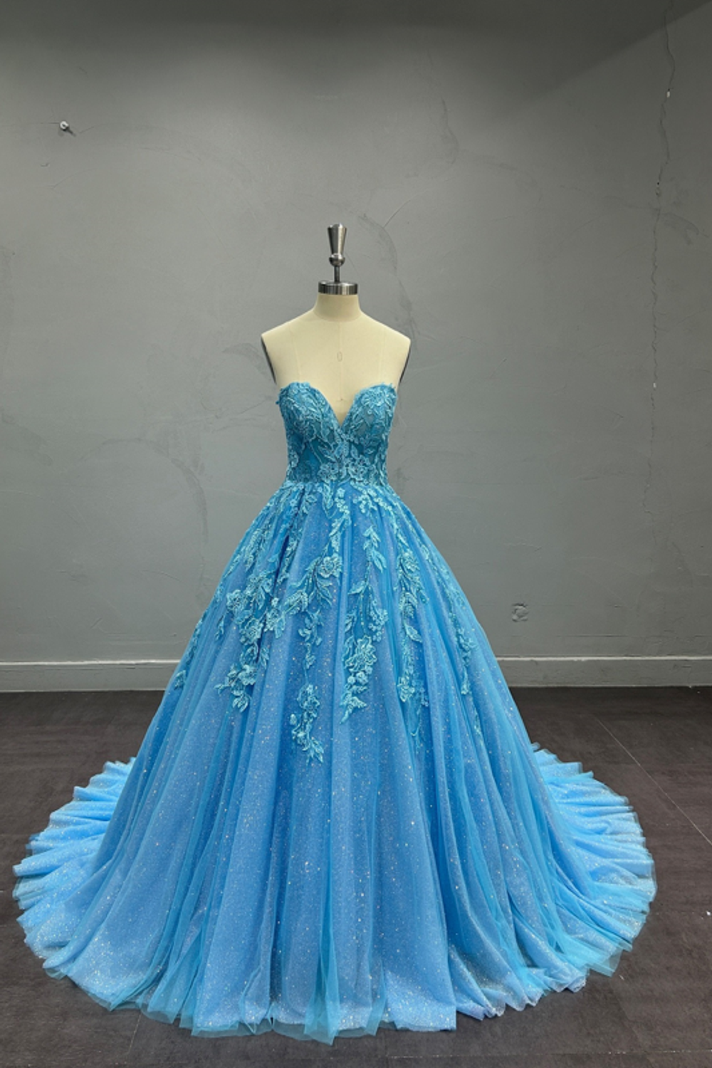 Ella Bridal: Timeless Elegance at an Extraordinary Value