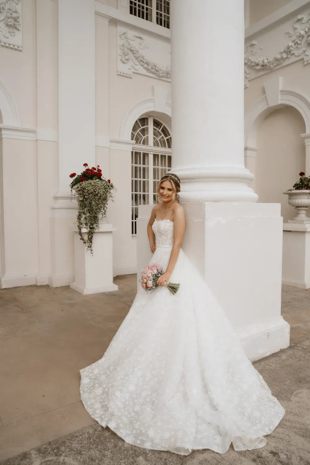 Timeless Elegance: The Enduring Appeal of Scoop Neckline Wedding Dresses