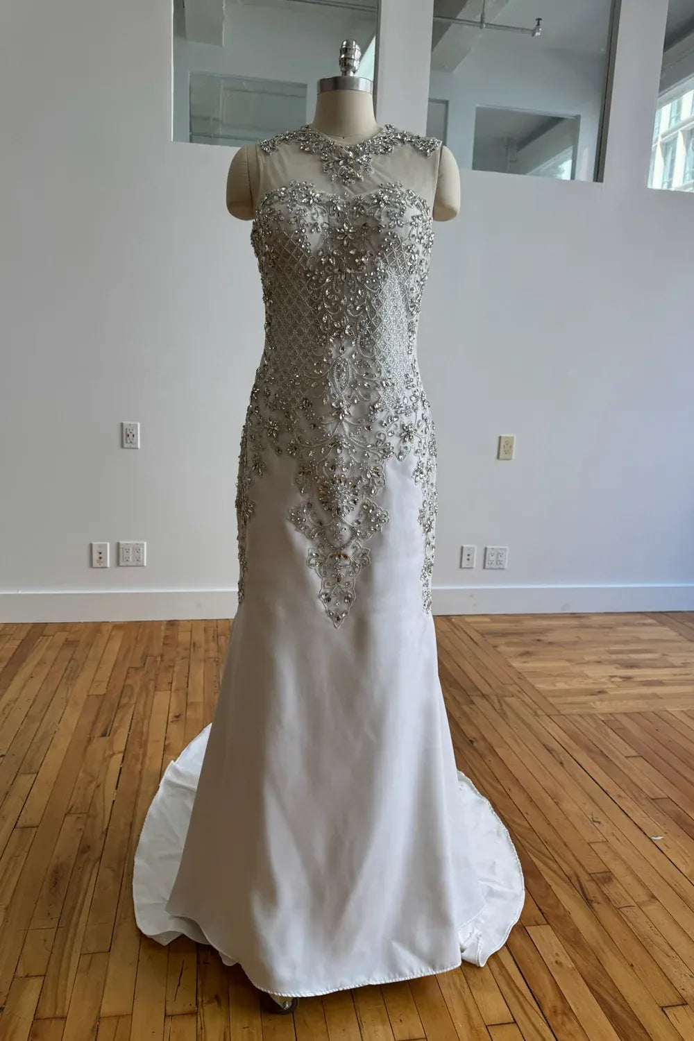 Sculpted to Perfection: The Vanessa Alfaro Fit & Flare Difference