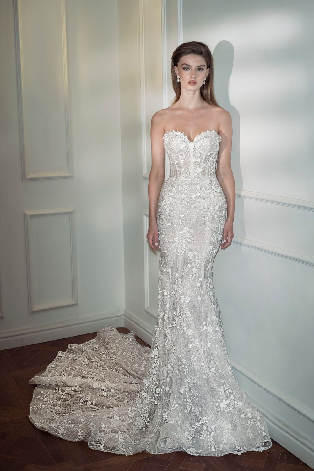The Complete Bridal Universe: Discovering Your Perfect Wedding Dress