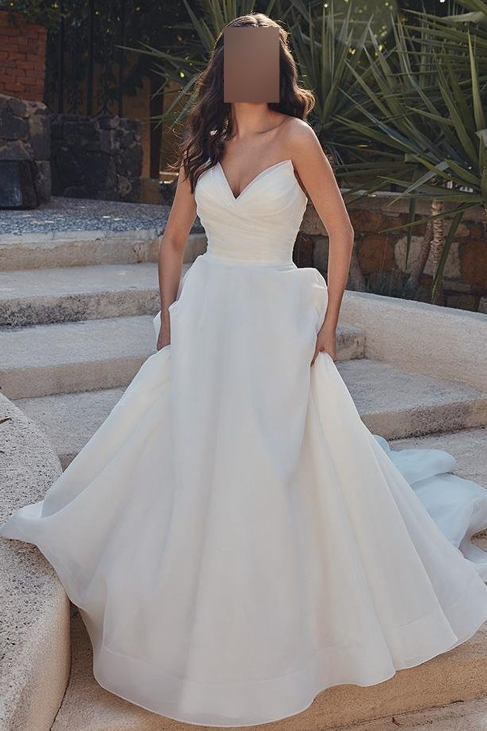 Modern Romance: The Timeless Appeal of Eddy K Bridal