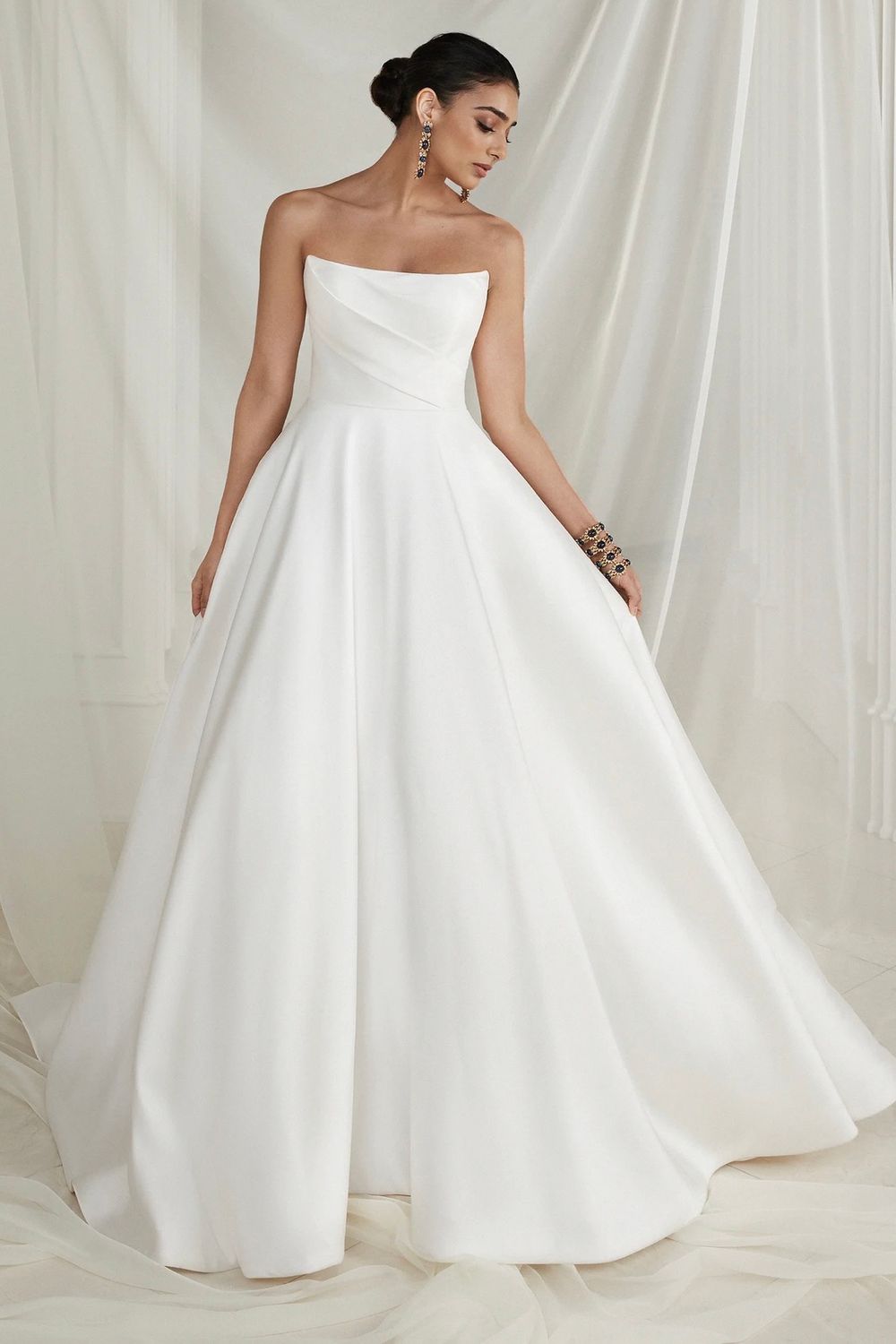 The Timeless Appeal of Justin Alexander A-Line Gowns