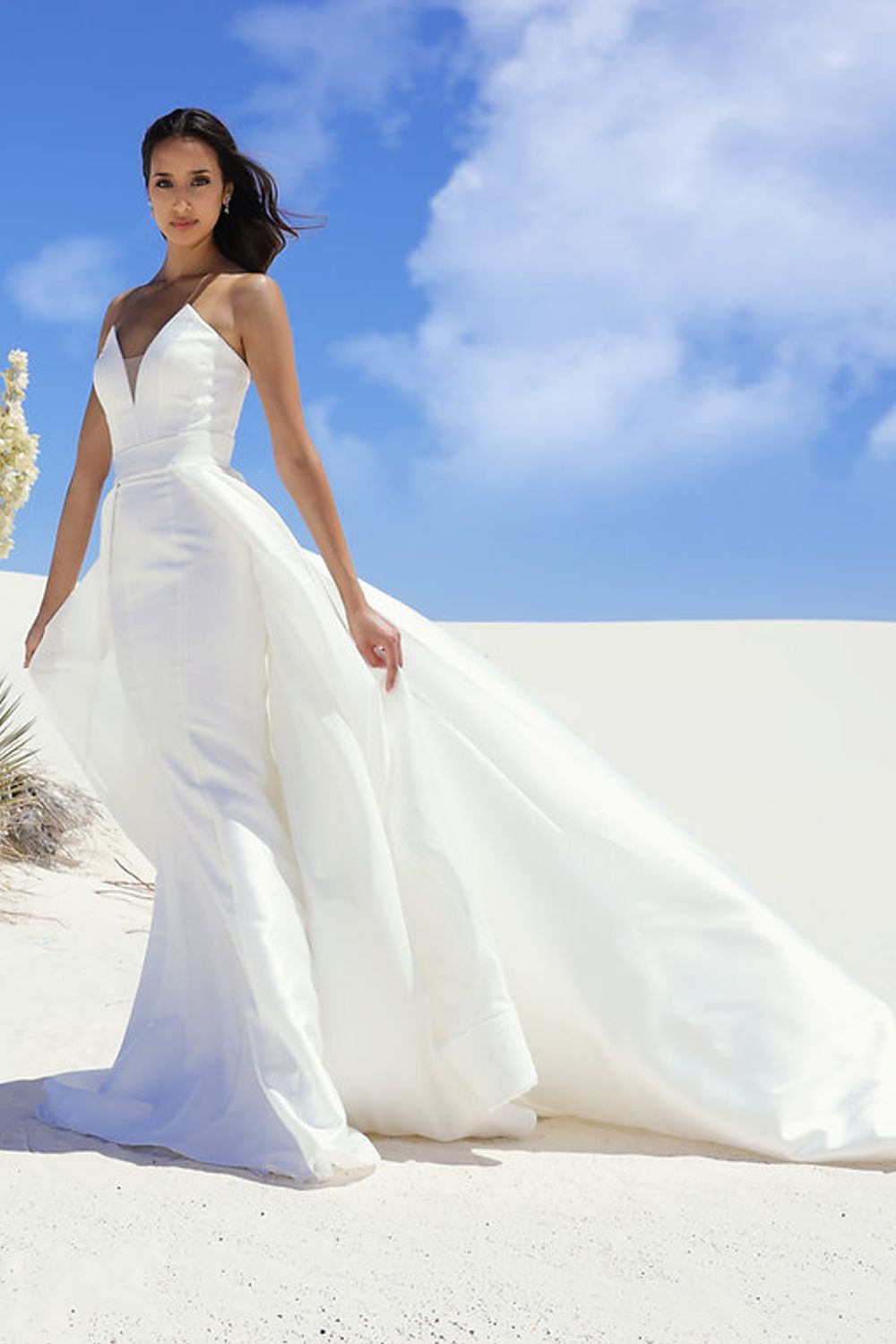Sculpted to Perfection: The Jimme Huang Sheath Wedding Dress You Need to See