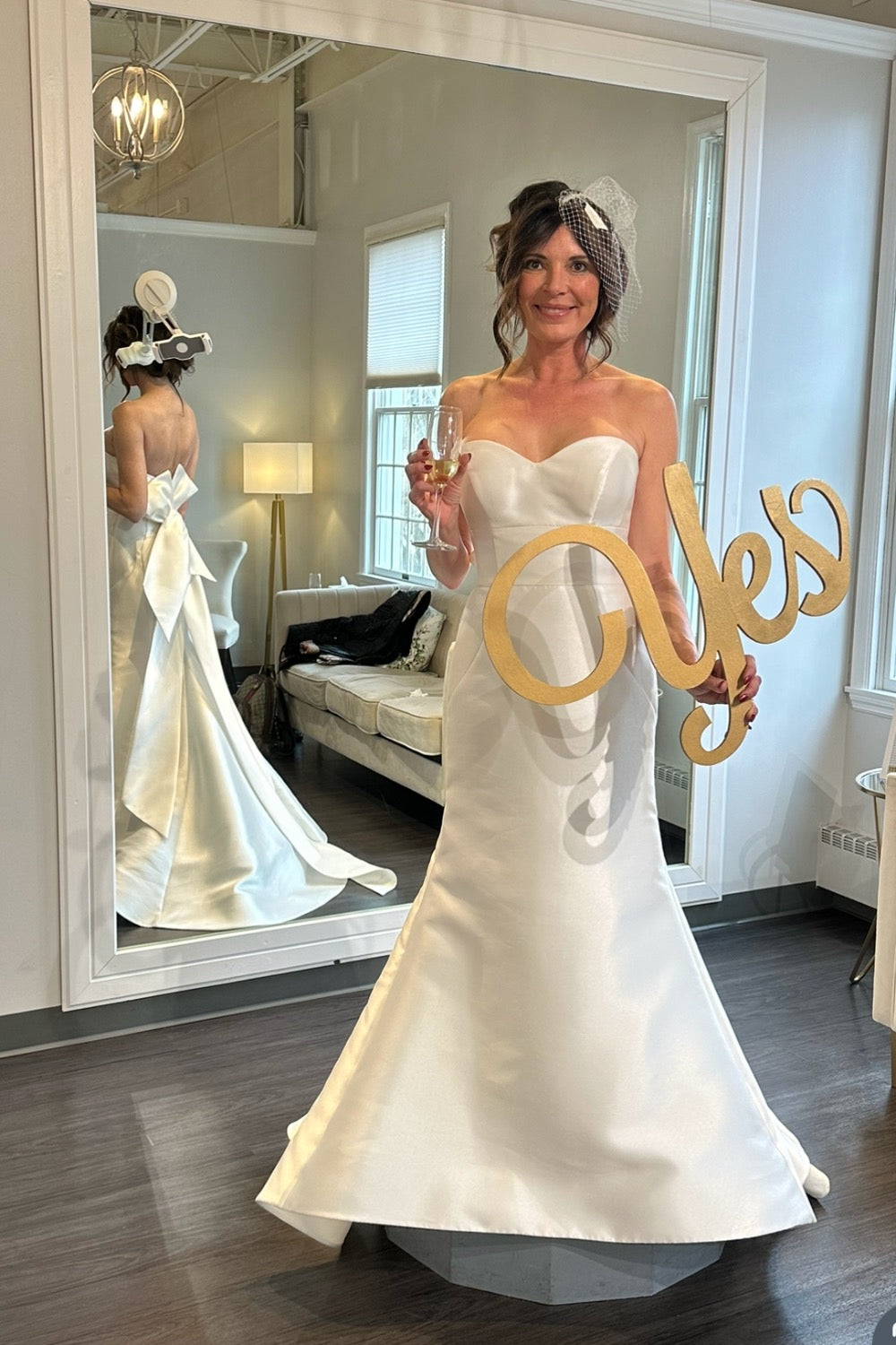 Evening Elegance: Designer Gowns Perfect for Wedding Guest Style