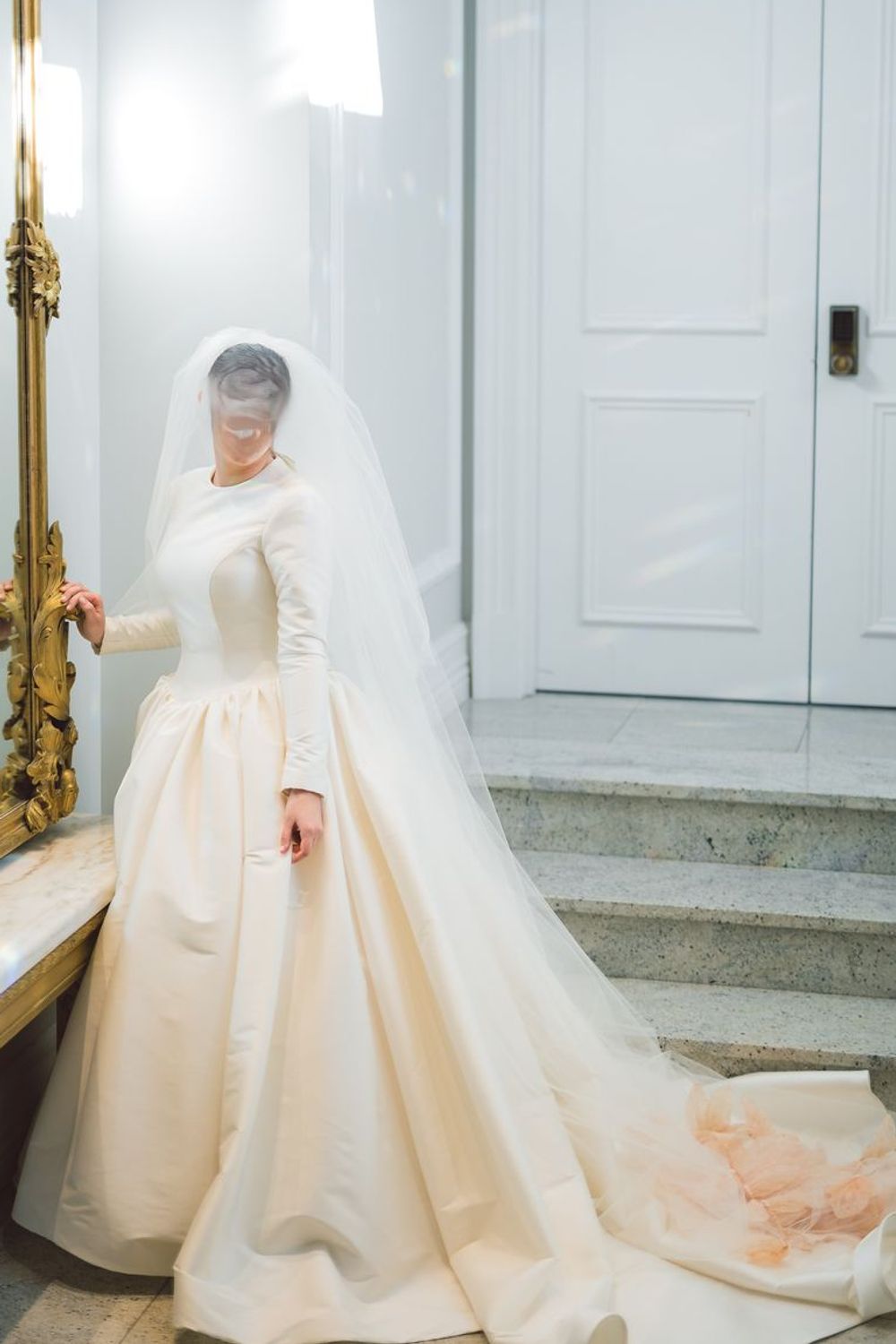 The Timeless Drama of Long Bridal Veils: A Guide to Cathedral and Chapel Length Elegance