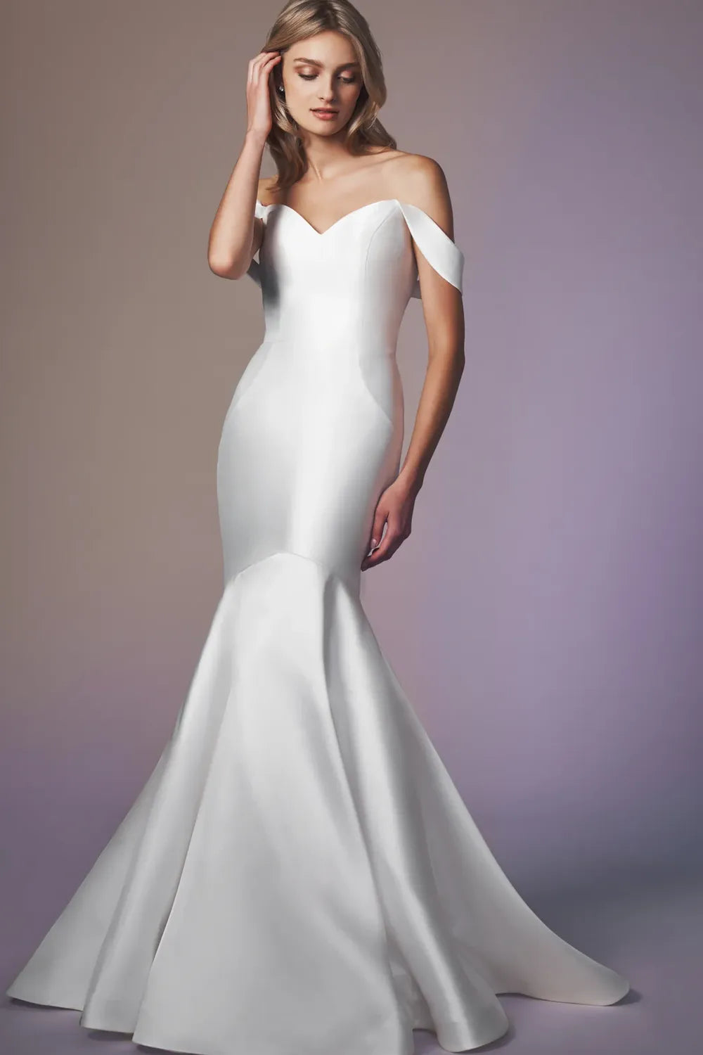 The Timeless Artistry of Anne Barge: Where Southern Grace Meets Couture Craftsmanship