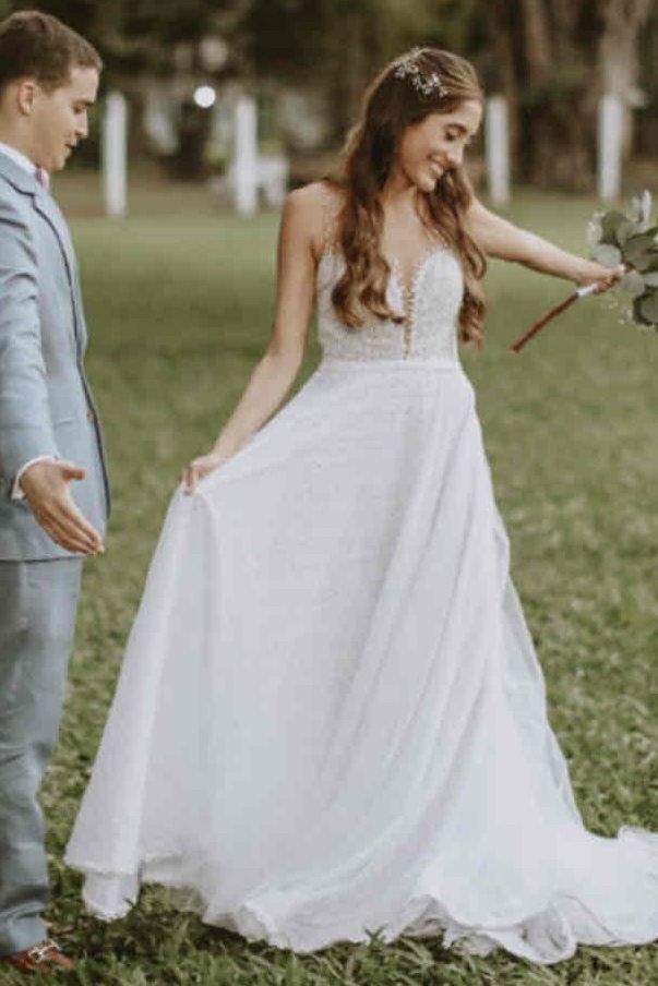 The Timeless Elegance of Silk Wedding Veils: A Complete Guide