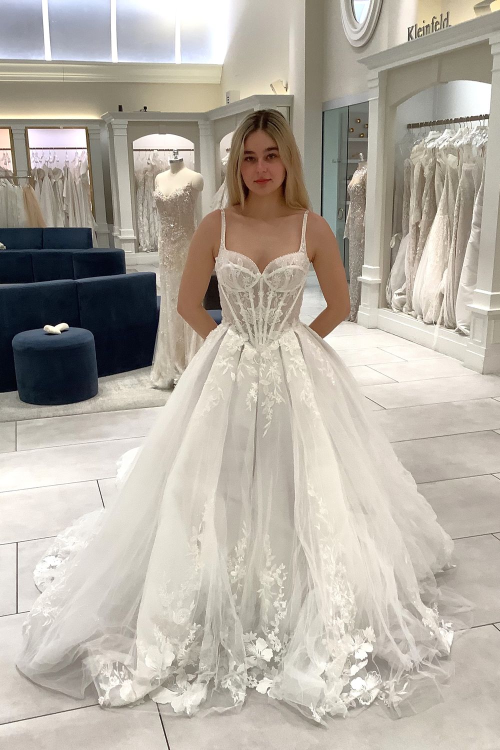 The Art of Couture: Discovering Vivienne Atelier's Artemis Masterpiece