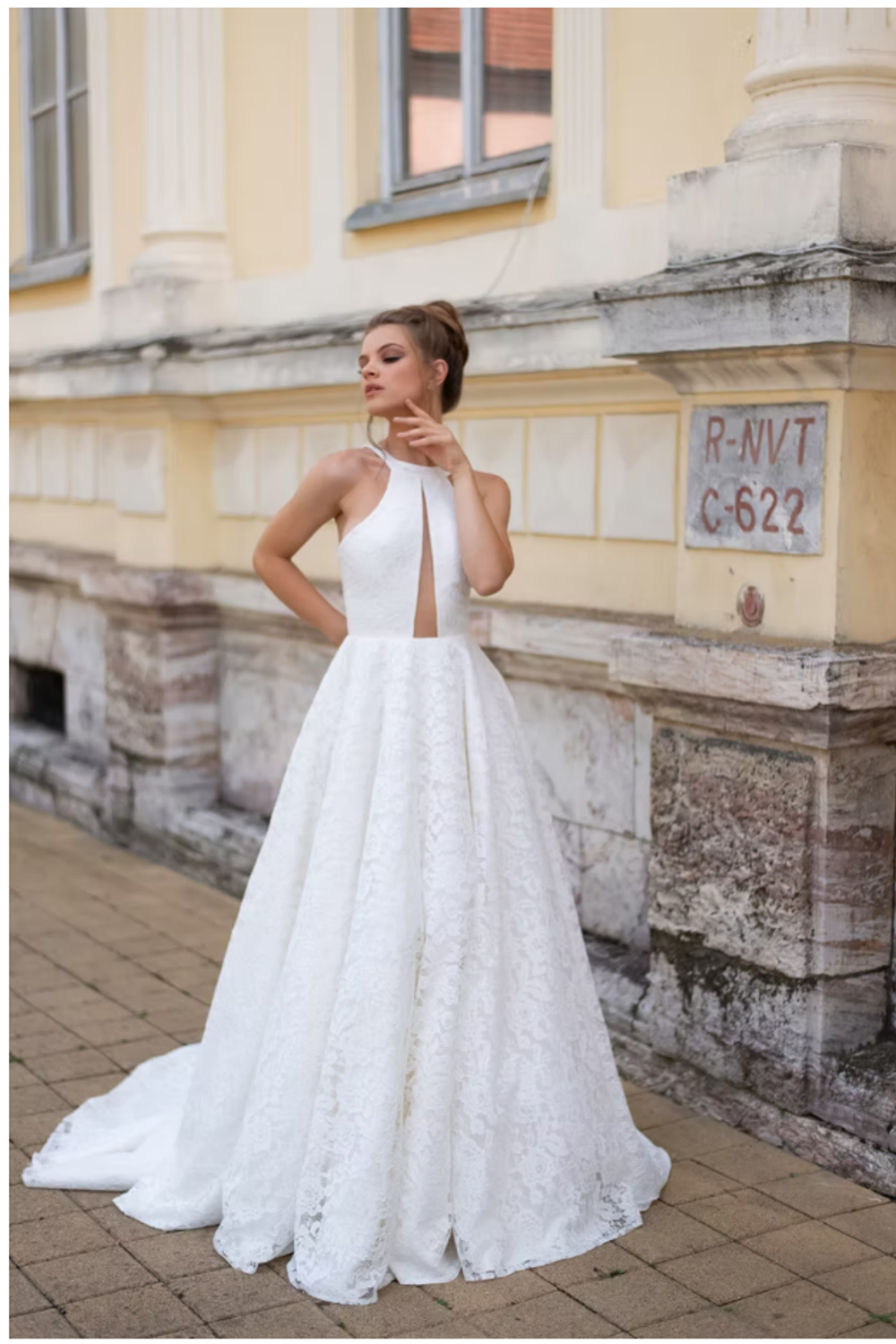 The Monsolo Couture A-Line: Where Architectural Grace Meets Bridal Romance