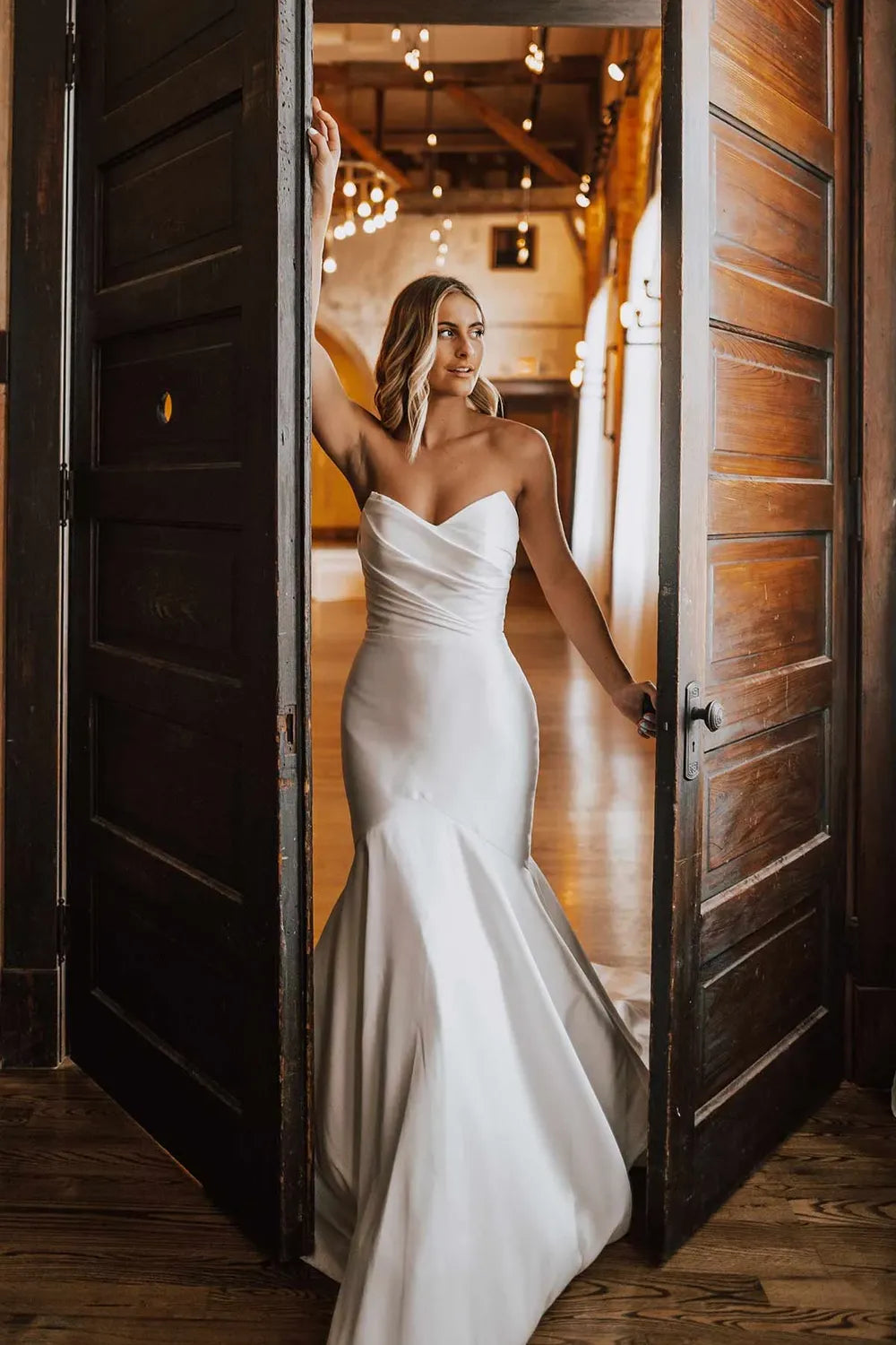 Celebrating Curves: The Ultimate Guide to Plus Size Wedding Dress Elegance