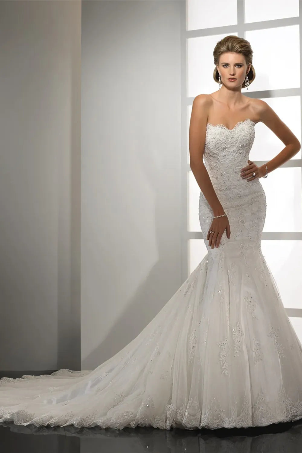The Timeless Romance of Halter Lace Wedding Dresses