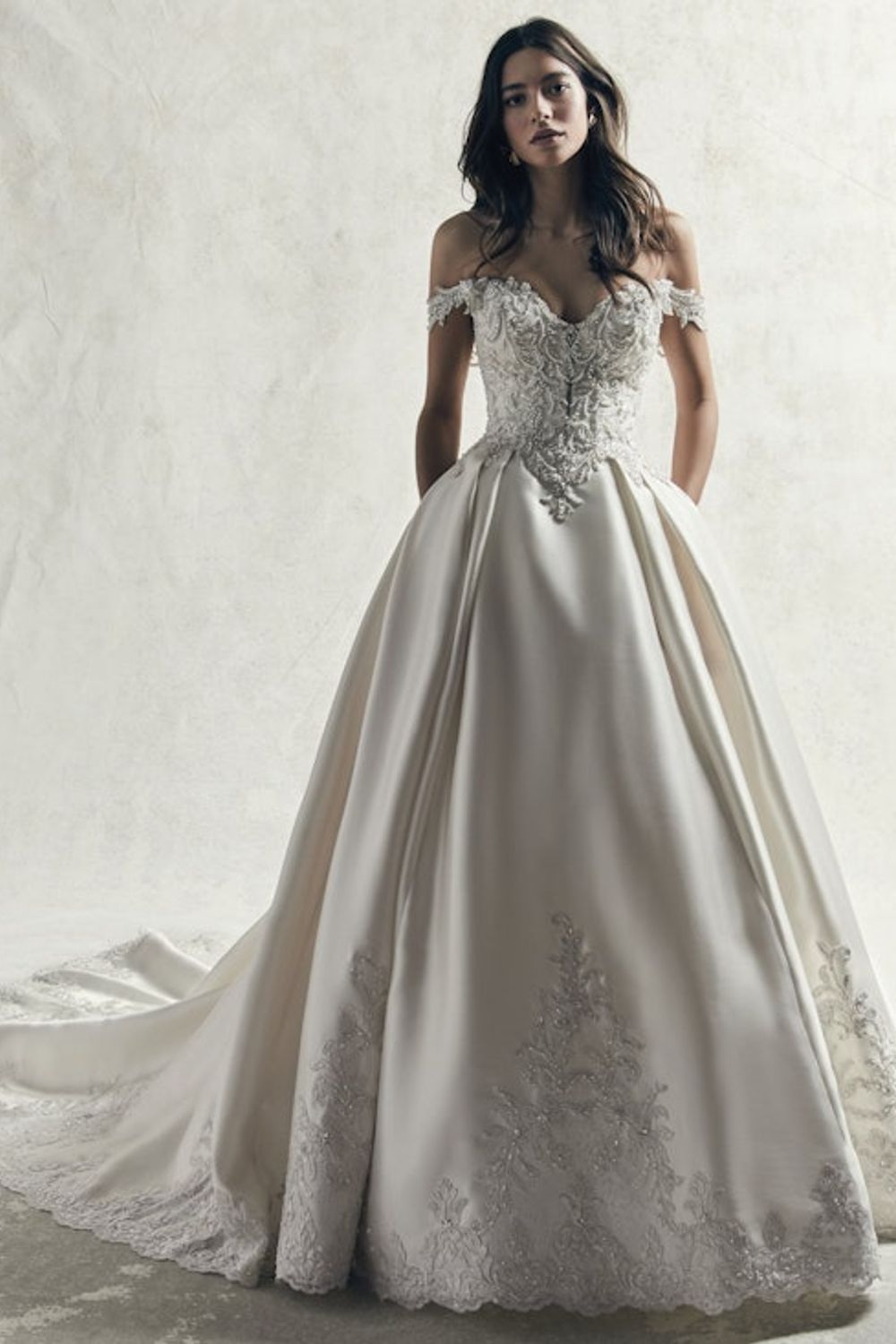 Something Old, Something New: The Complete Bride's Guide to Veils, Headbands & Bridal Headpieces