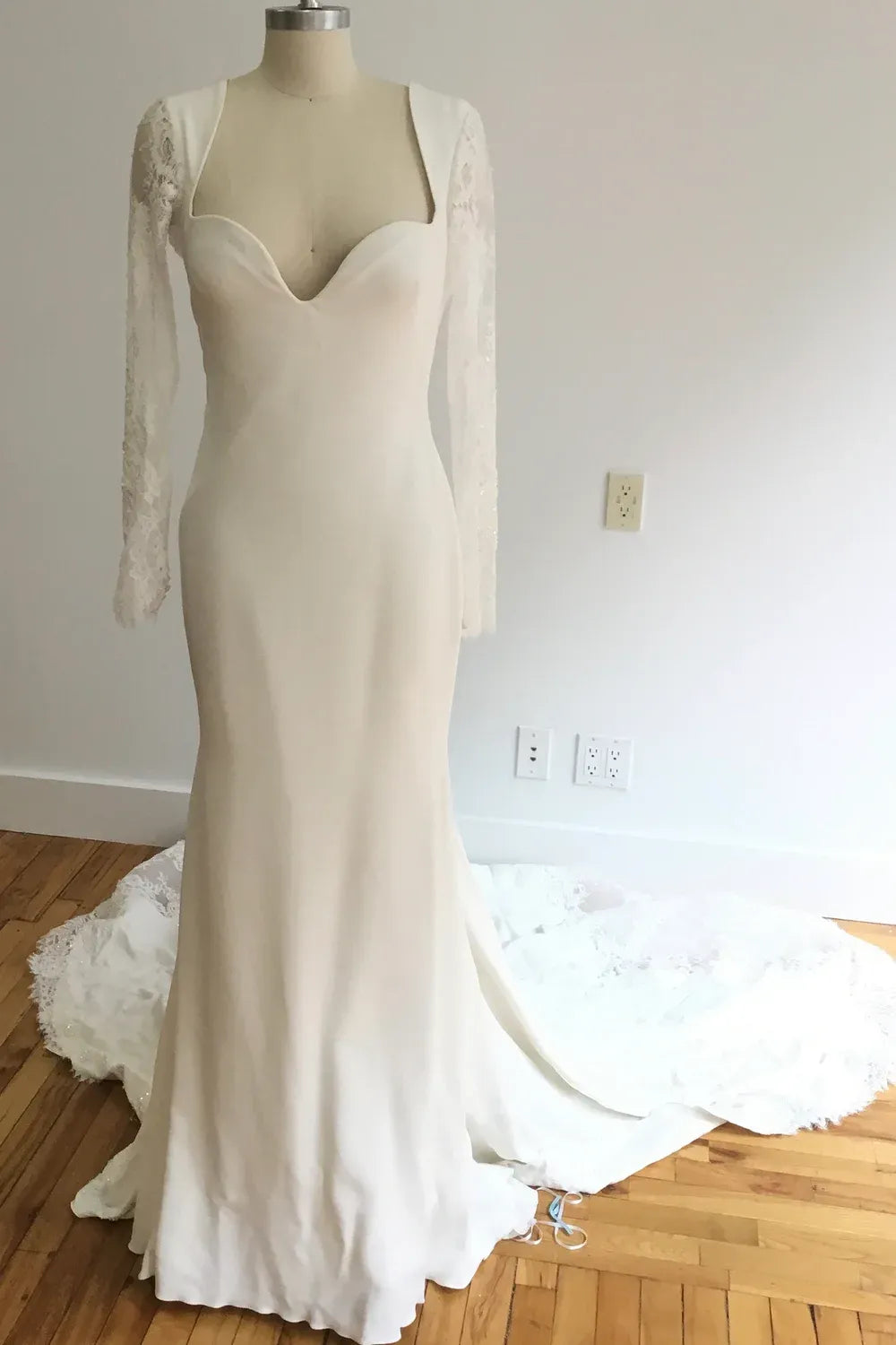 Pronovias LUNAS 1