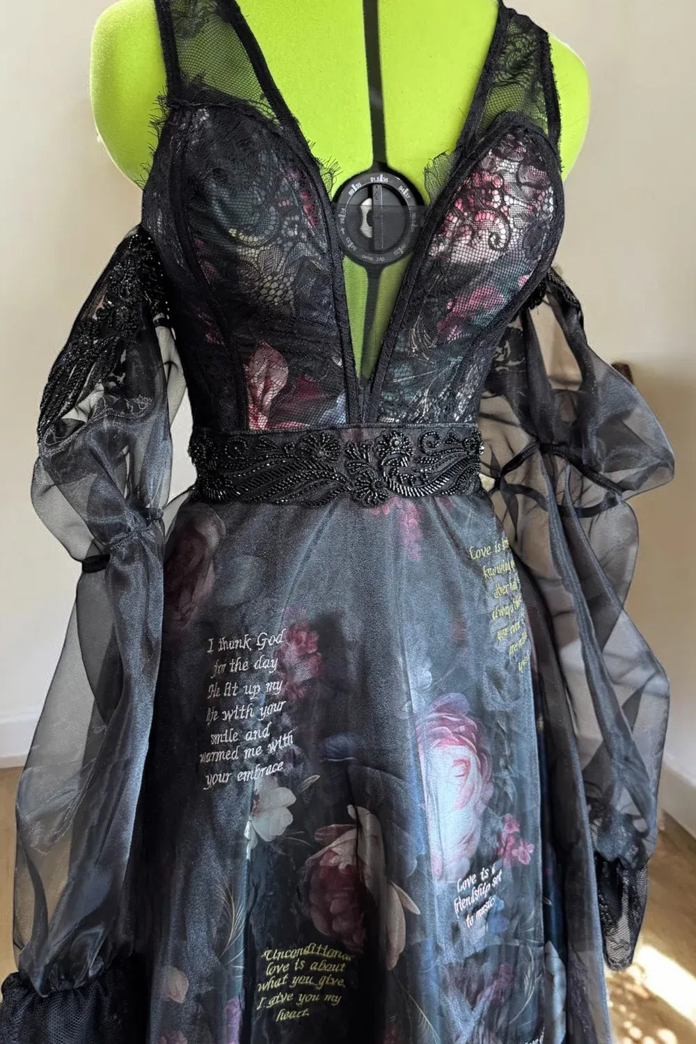 Fabulous Fabrications by Jen Eve Gown size 8-10 1