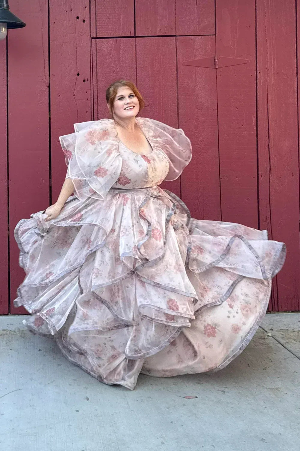 Fabulous Fabrications by Jen Isabella Gown size 18-20 0