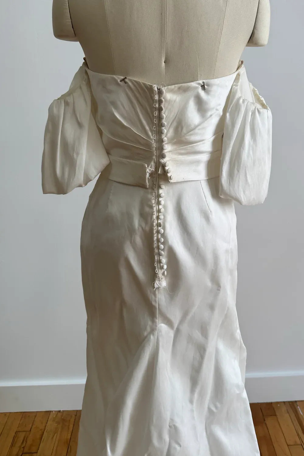 Maison Signore HADRIAN GOWN 3