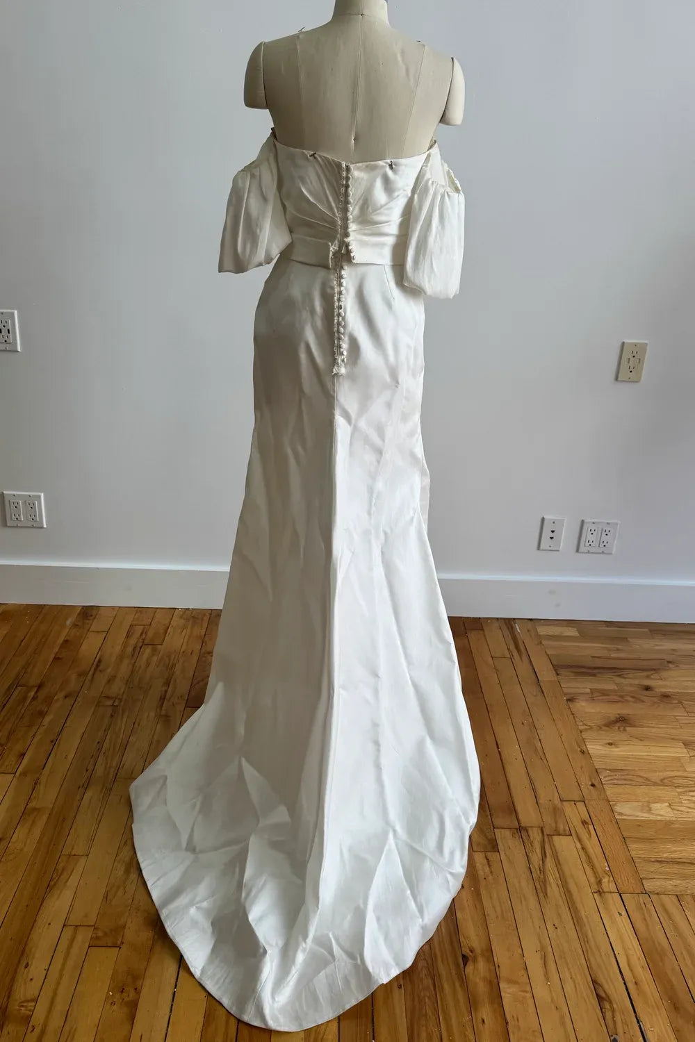Maison Signore HADRIAN GOWN 2