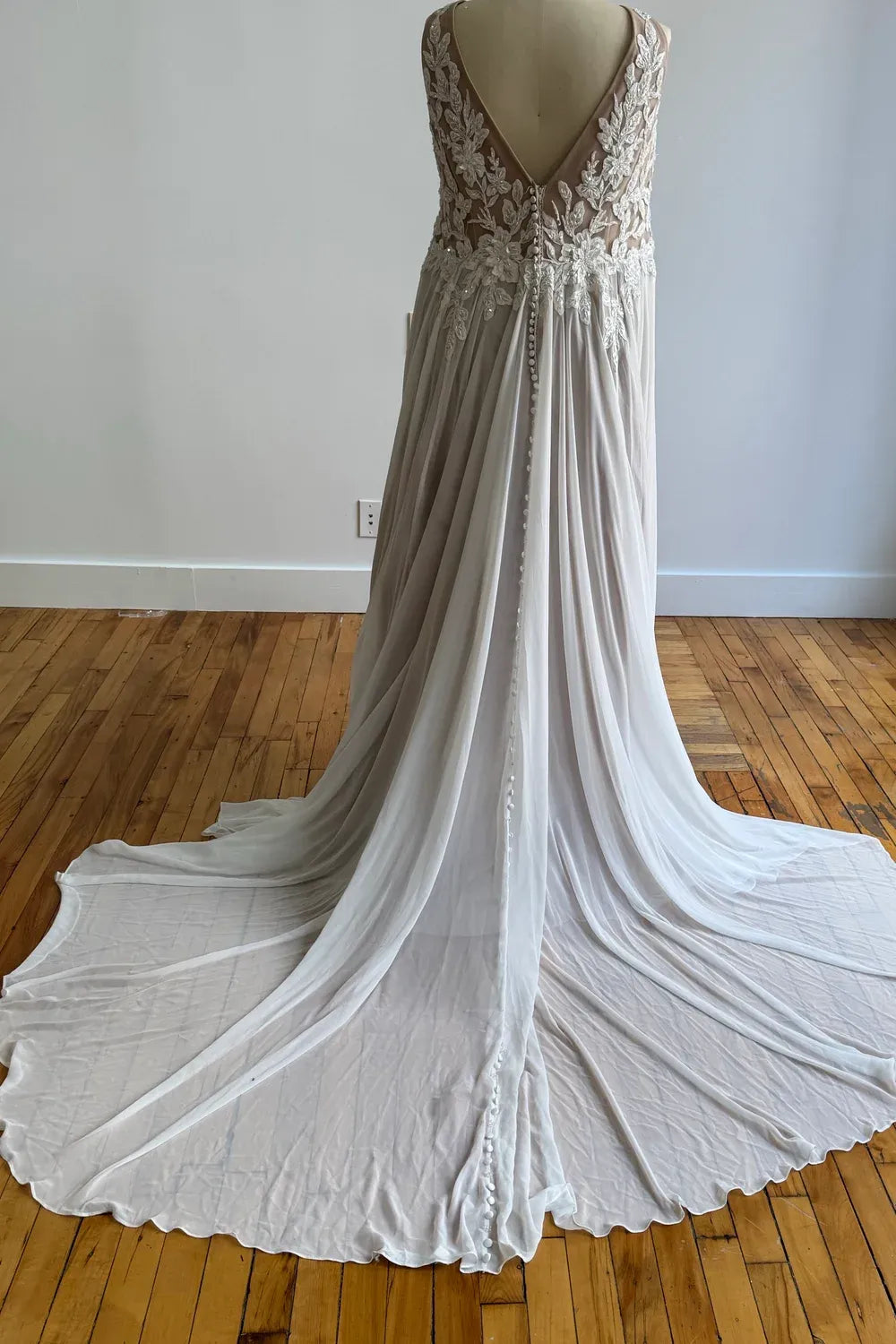 Allure Bridals 9850WXS 3