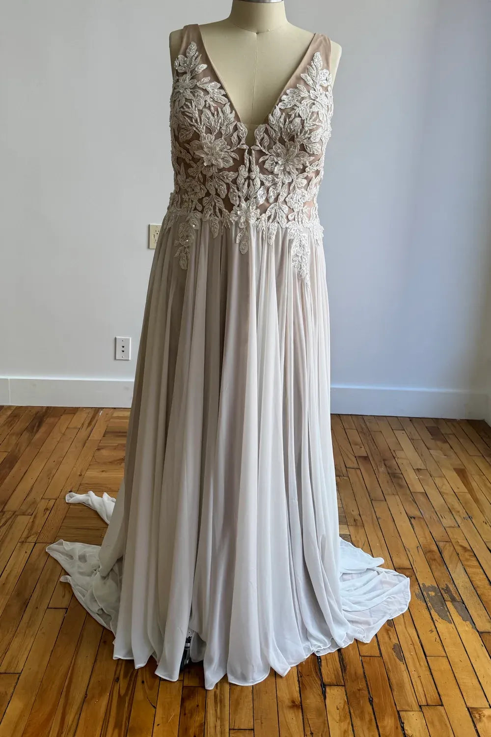 Allure Bridals 9850WXS 1
