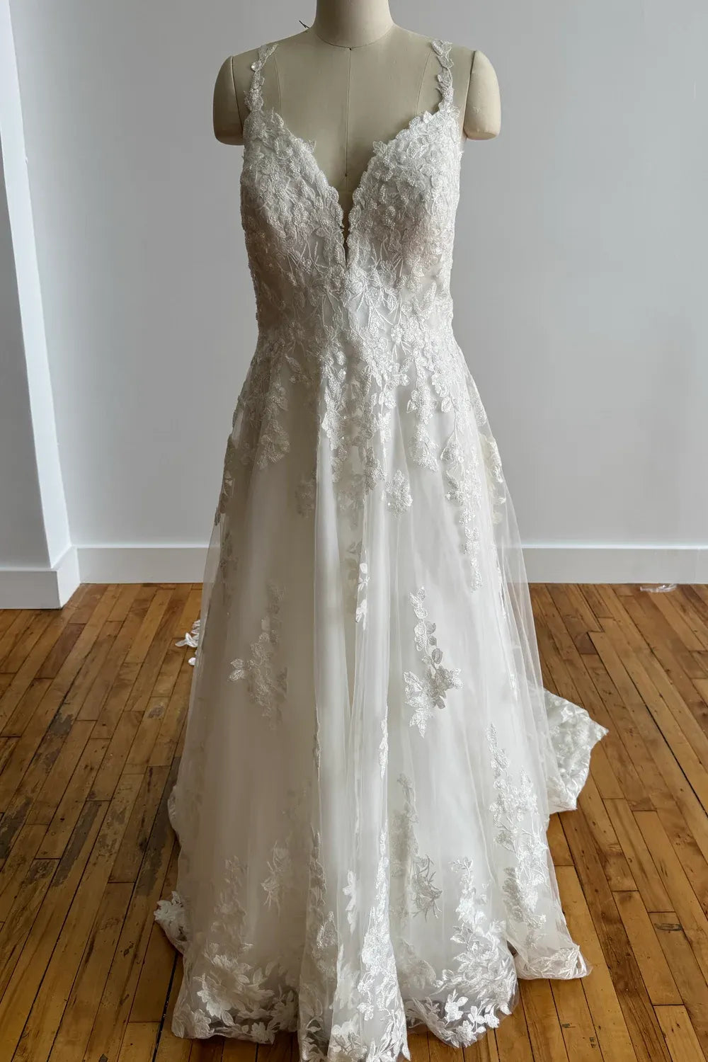 Allure Bridals 9811 1