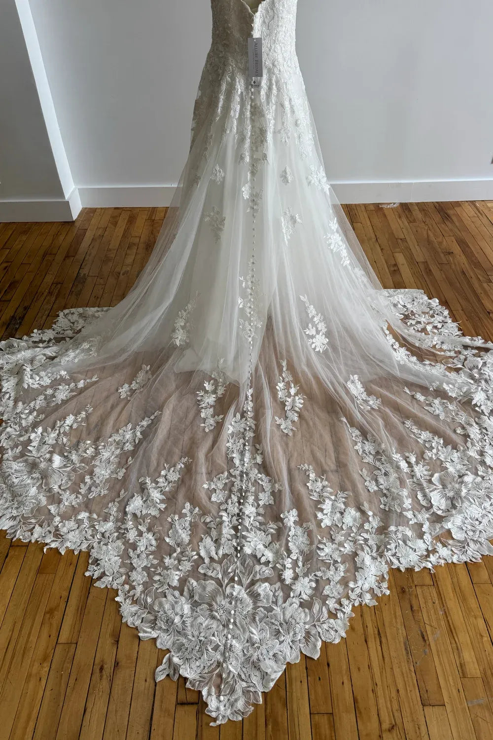Allure Bridals 9811 6